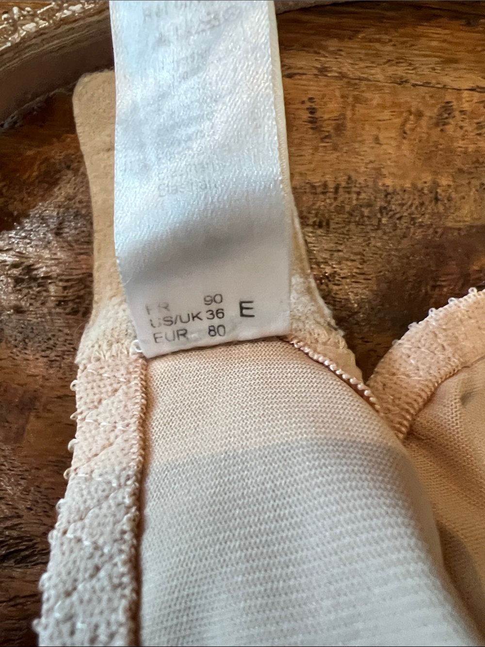 Nude Lace Colored Empreinte Bra - Picture 4 of 4